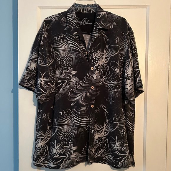 Tommy Bahama Hawaiian Shirt XL - Picture 5 of 6